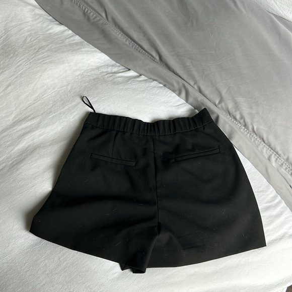Zara mini black skort - Picture 2 of 3